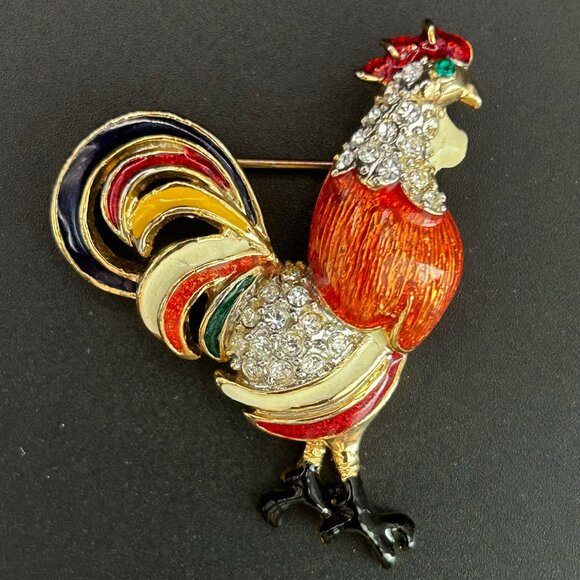 Vintage Enamel Rooster Brooch, Gold Tone Barnyard Chicken Pin - Picture 4 of 8